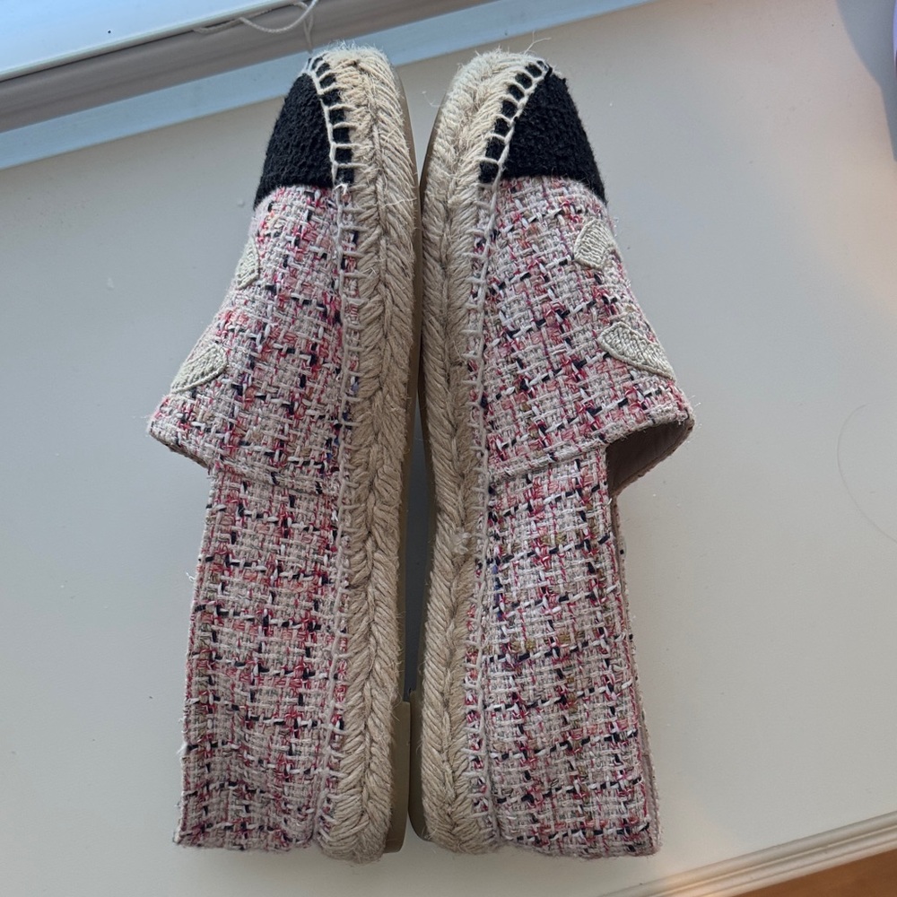 CHANEL Tweed Espadrilles - Cream, Pink and Black Size 40 (size 8.5 or 9) - Picture 6 of 11